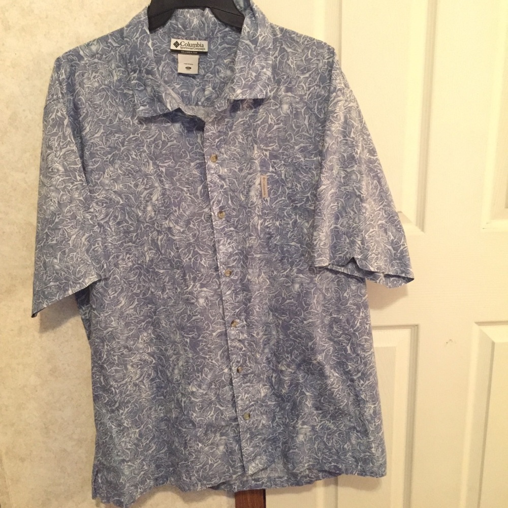 Columbia Sportswear Button Down Shirt